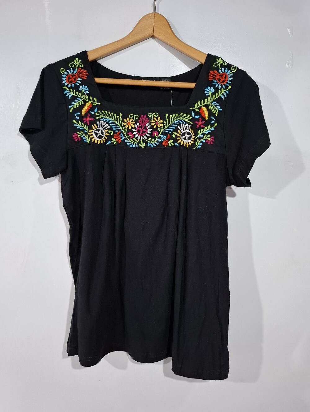 Lola P. Embroidered Mexican Peasant Flowy Black Blouse Multicolor Floral Sz M